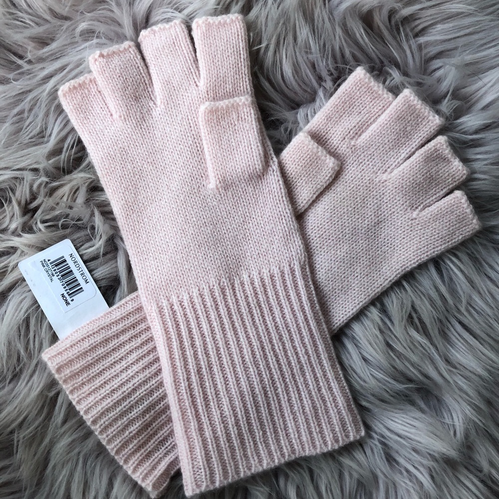 Halogen Fingerless Gloves NWT 100% Cashmere